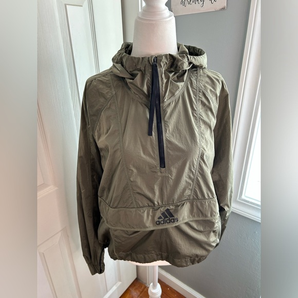 NWOT Adidas “wind rdy” hooded windbreaker legacy green size tagged xs fits small - Picture 10 of 16